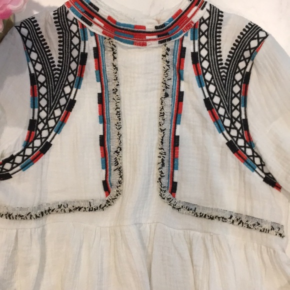 Aztec Ladies Top - Picture 2 of 3